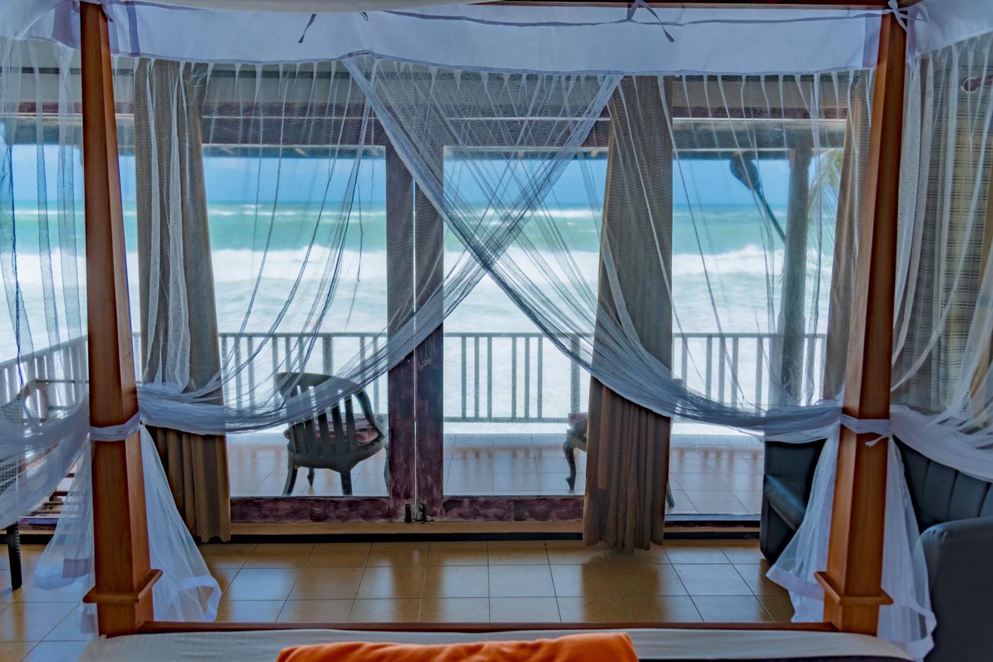 Amor Beach Unawatuna Exterior foto