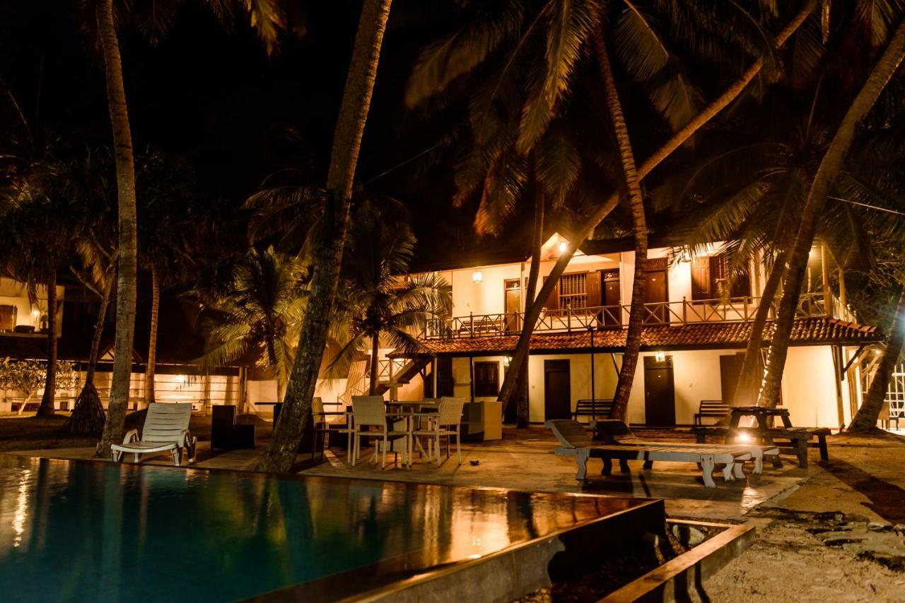 Amor Beach Unawatuna Exterior foto